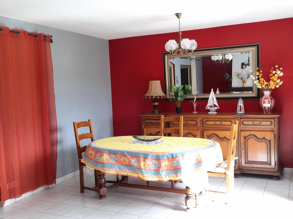 La Belle Maisonette モンモリヨン エクステリア 写真